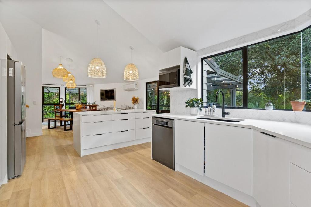 Forest Retreat with pool table & 10min to wineries - Resim 43