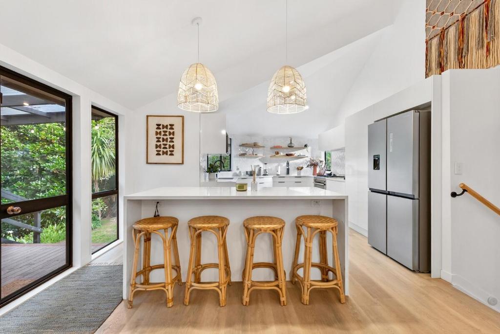 Forest Retreat with pool table & 10min to wineries - Resim 3