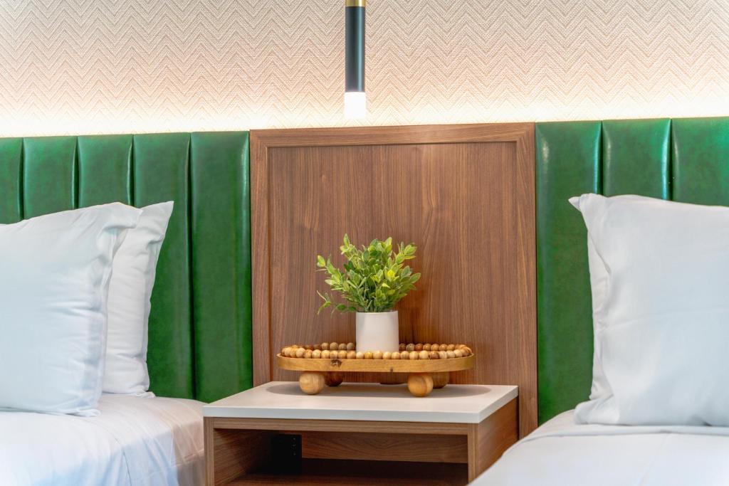 LYFE INN & SUITES by AGA- North Hollywood Universal Studiosにあるベッド
