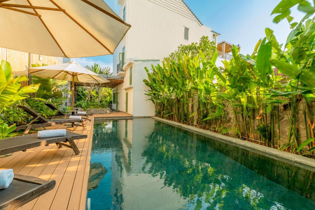 Bazén v ubytování Manling Retreat Hoi An nebo v jeho okolí