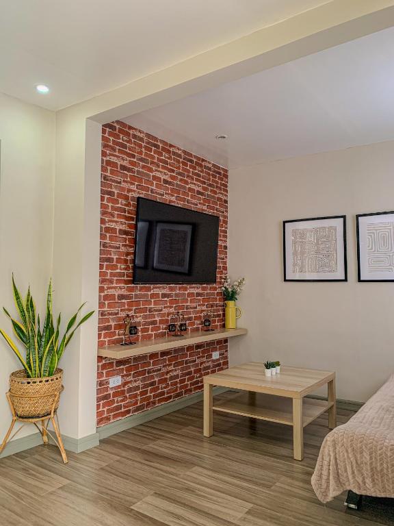 TV o dispositivi per l'intrattenimento presso The Barkly House Staycation