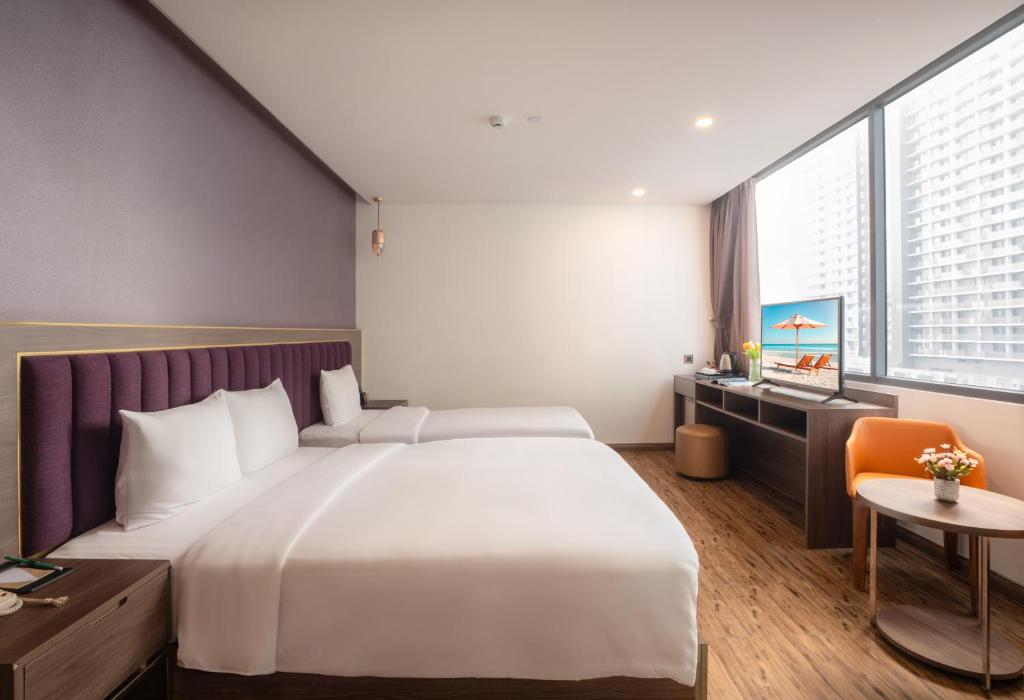 Phòng Deluxe 3 Người Nhìn ra Thành phố