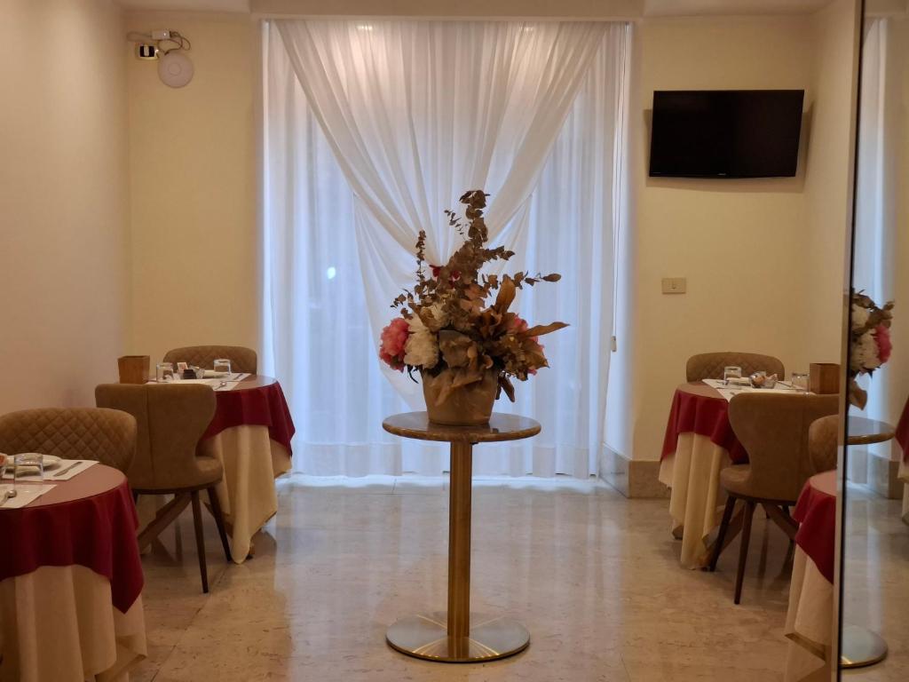 Hotel Principe Eugenio - Resim 28