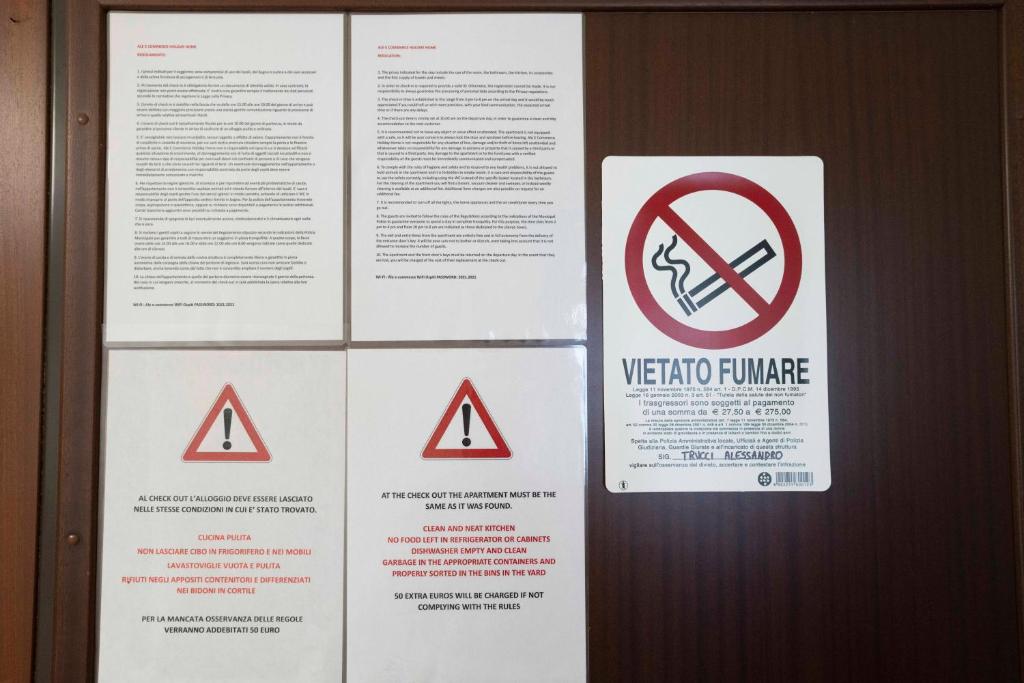 Certifikát, hodnocení, plakát nebo jiný dokument vystavený v ubytování Ale E-Commerce Holiday Home