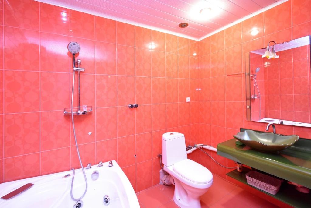 Koupelna v ubytování Rooms in the heart of Yerevan 3