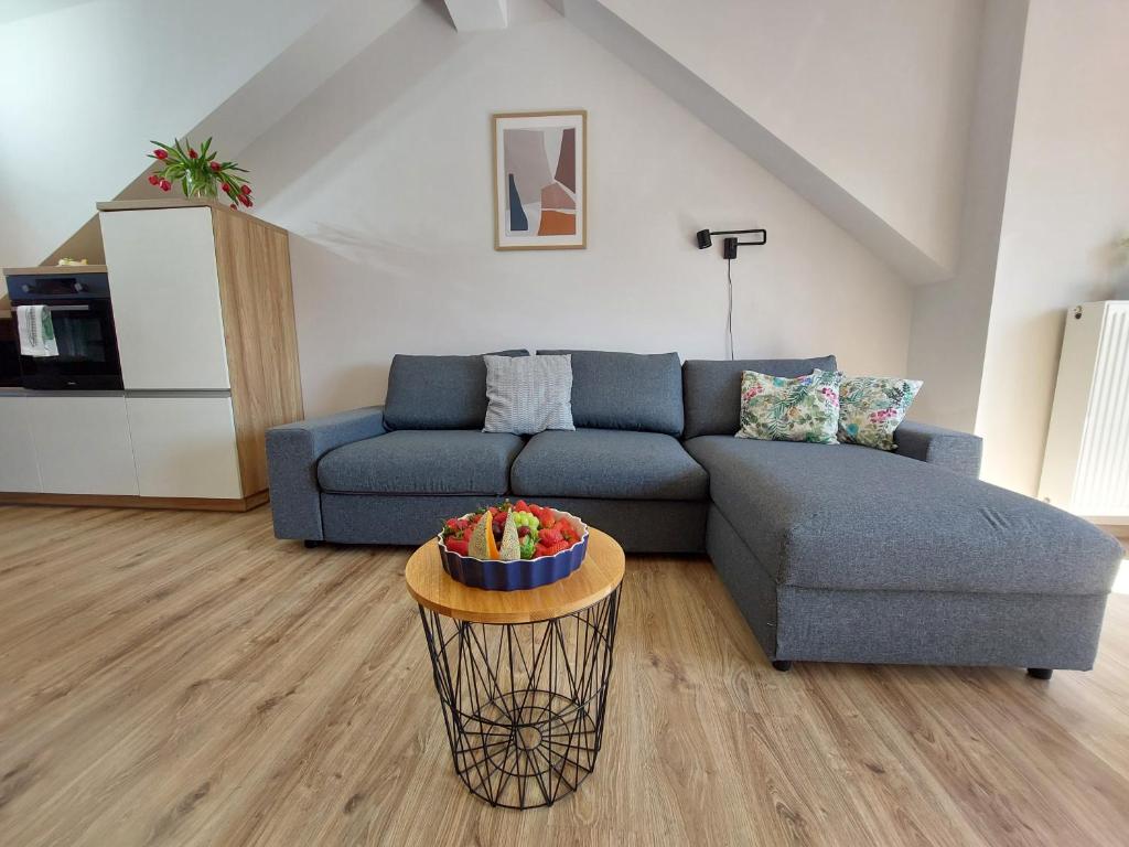 MR HOME APARTMENTS - Limba - 1