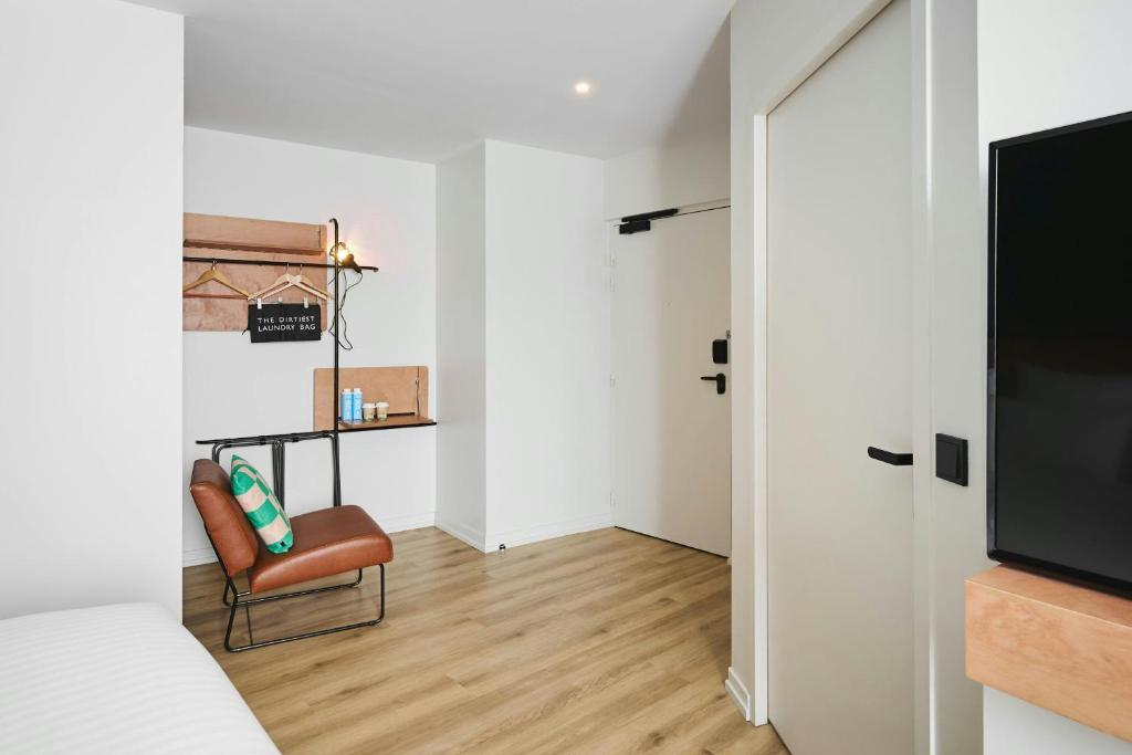 Moxy Paris Bastille - Resim 16