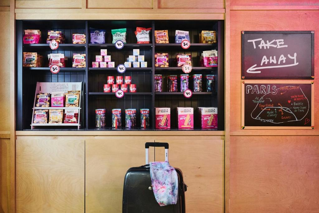 Moxy Paris Bastille - Resim 29