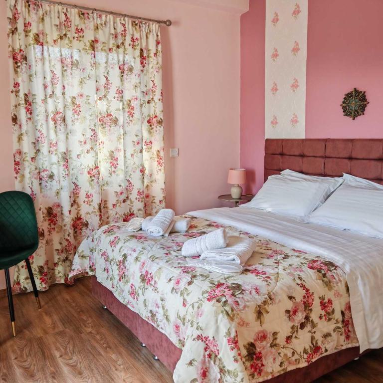 Domenica's Corfu - Roses Apartment