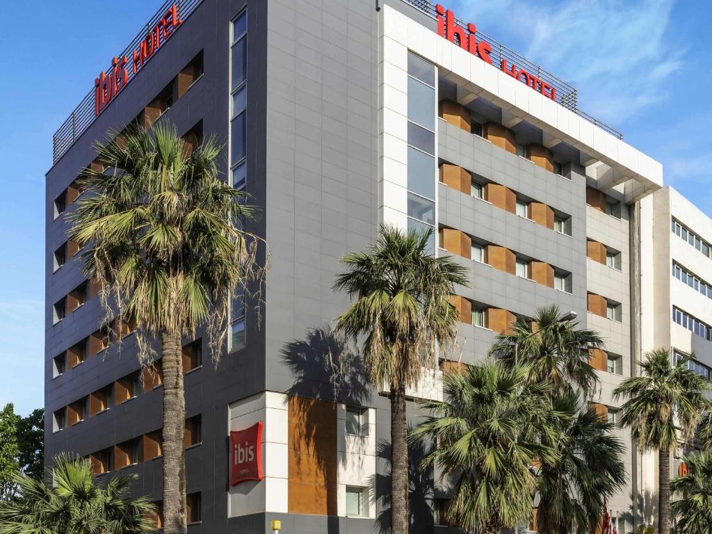 O edifício em que o hotel se localiza