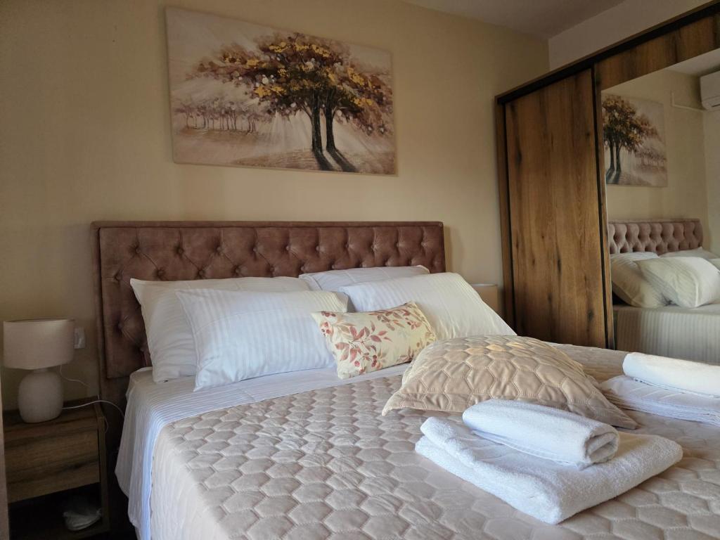 Postel nebo postele na pokoji v ubytování Bralic Residence