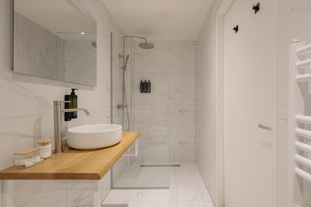 Adam's Canal House - Resim 14