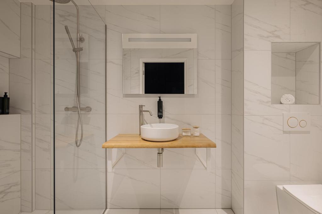 Adam's Canal House - Resim 17