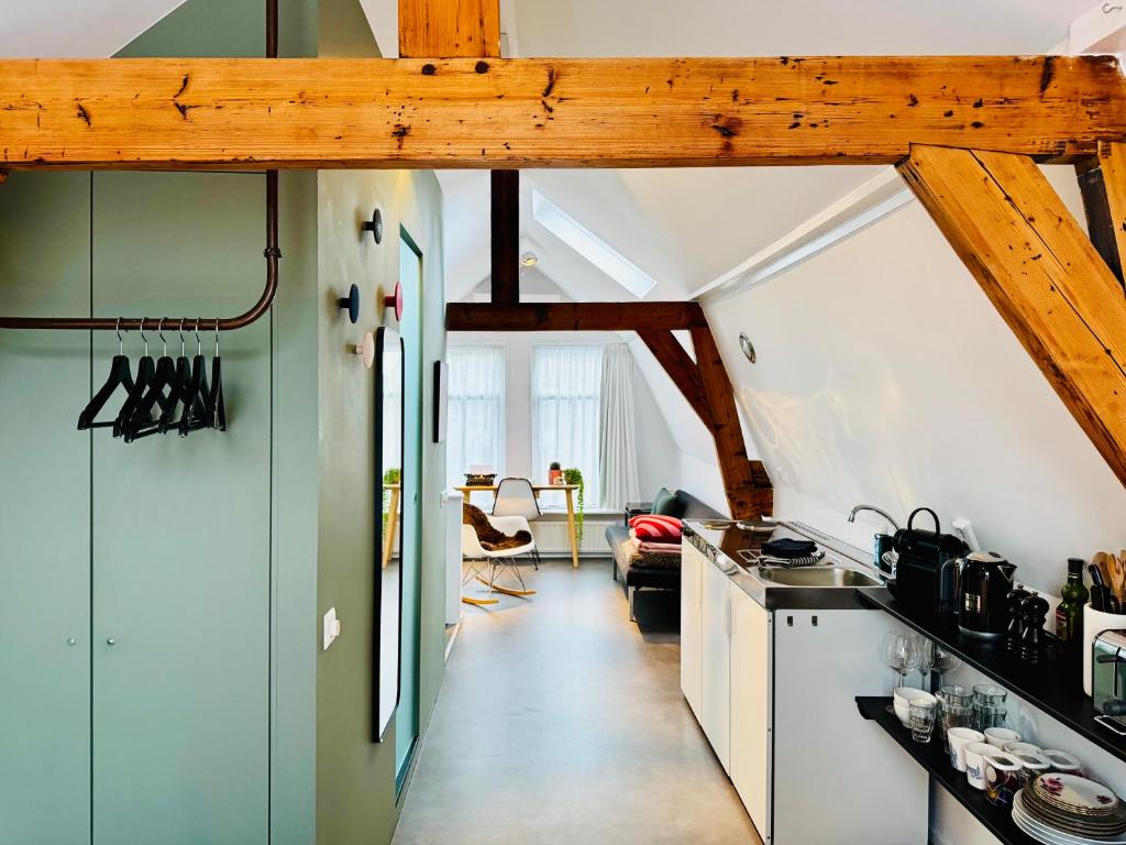 Betty Blue Bed & Breakfast - Housity