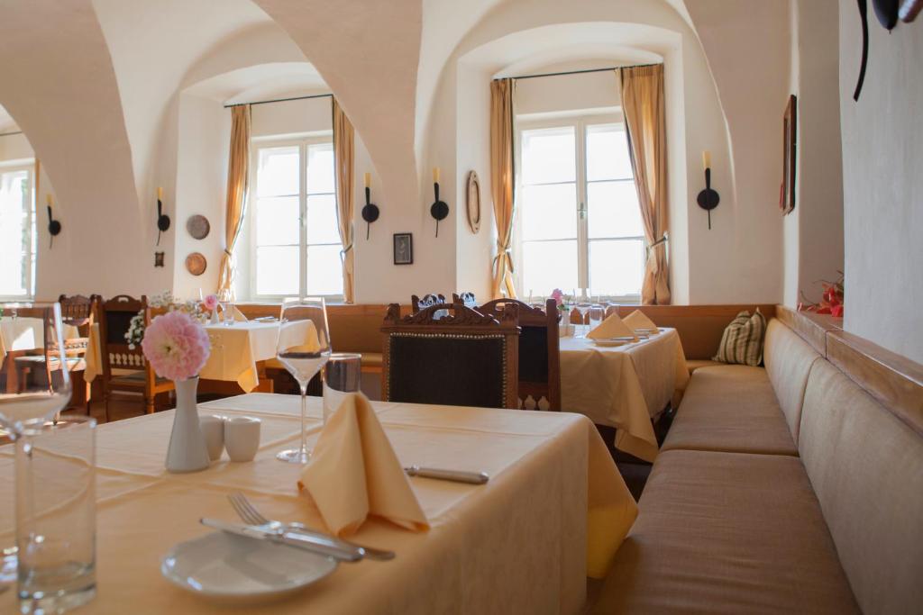 Posezení v ubytování Schloss Kapfenstein