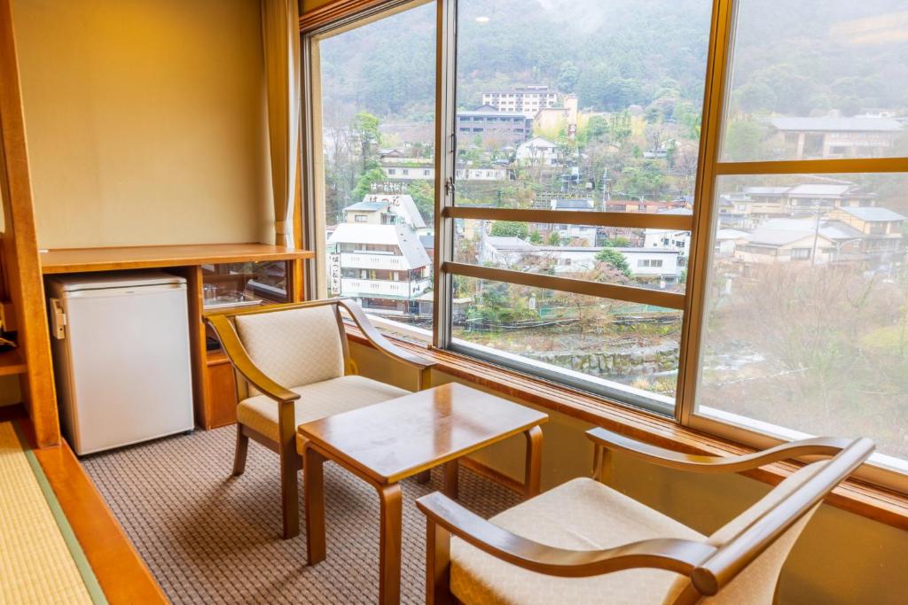 Posezení v ubytování Hakone Yumoto Onsen Hotel Kajikaso