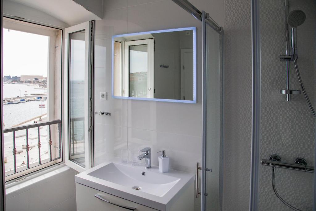 Kúpeľňa v ubytovaní Luxury rooms Skystar-Split