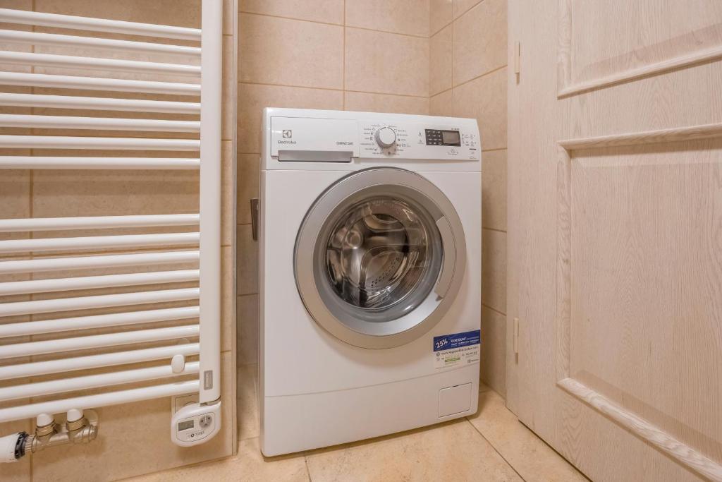 Louren Apartments - 13