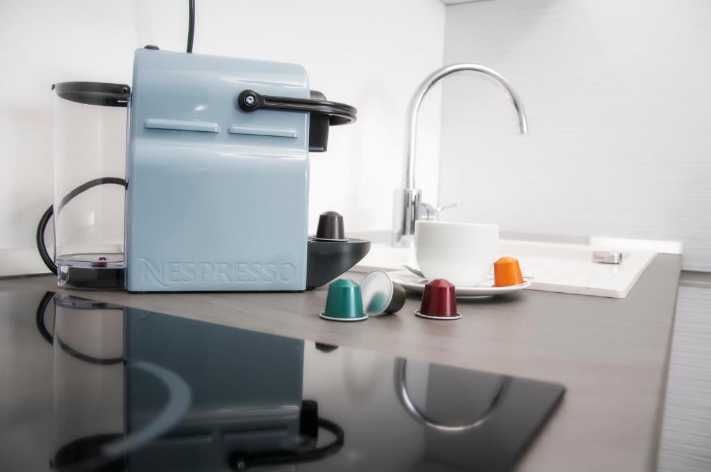 Whitehouse Apartments - 9