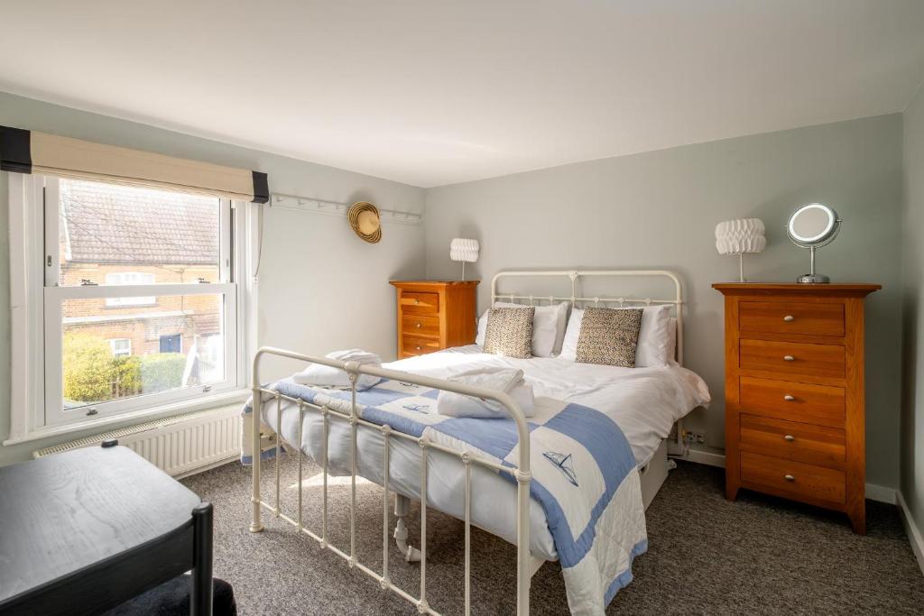 Sleepers Cottage 2