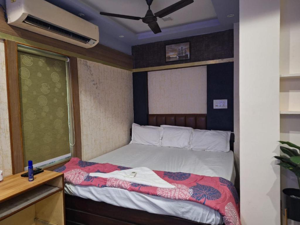 Postel nebo postele na pokoji v ubytování Mavenoak Dreams B&B