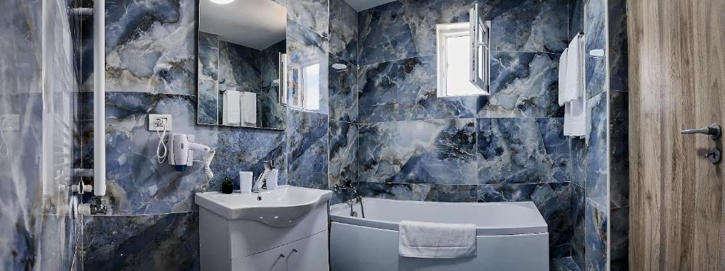 Hotel Emma - Resim 3