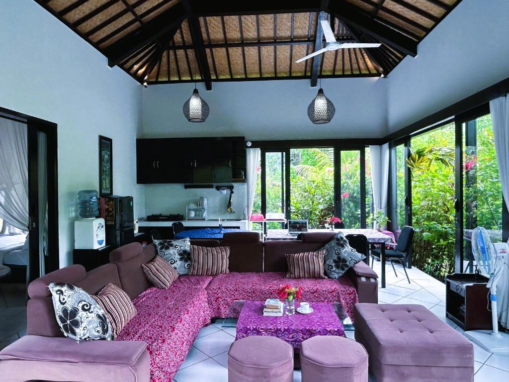 Posezení v ubytování Ambary Ubud - Villas With Workspaces, Ideal For Groups