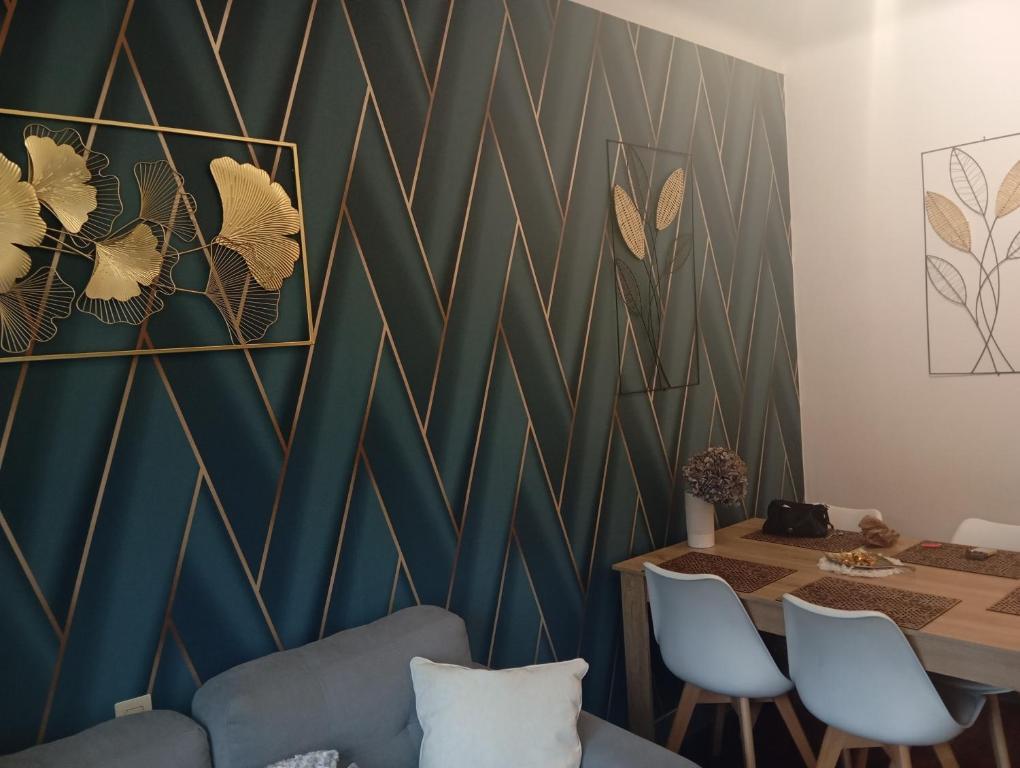 Posezení v ubytování Appartement hyper centre 1 lorient Jardin clos
