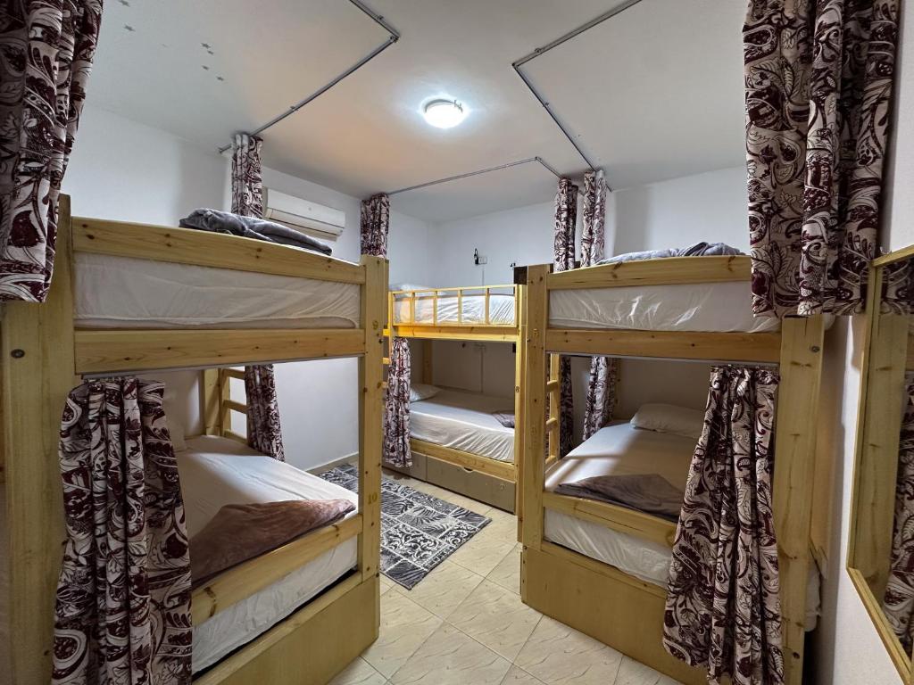 Postel nebo postele na pokoji v ubytování Wanas hostel