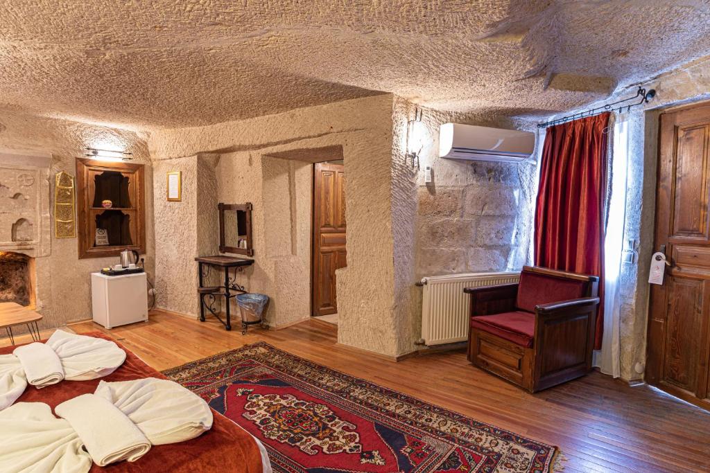 Dervish Cave House & Restaurant - 9