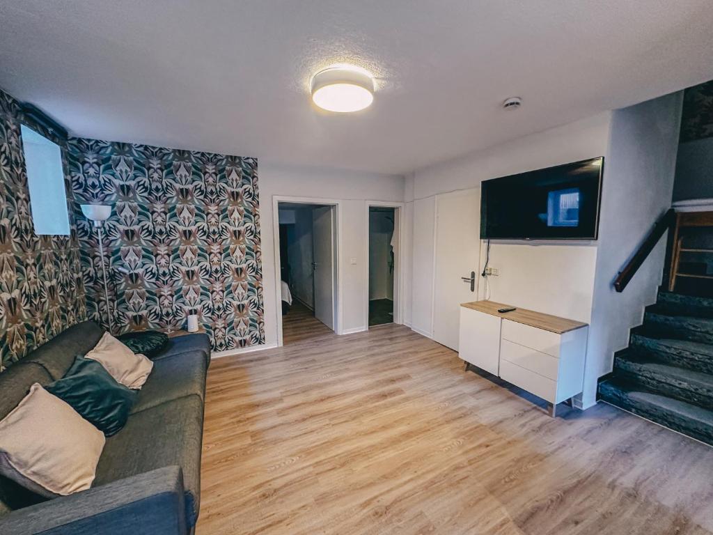 Sali-Bayreuth - SM9 Charming Apartment Near Zoo in Bayreuth with Terrace, Free Wi-Fi & 24-Hour Front Desk - Appartamento Con 1 Camera Da Letto