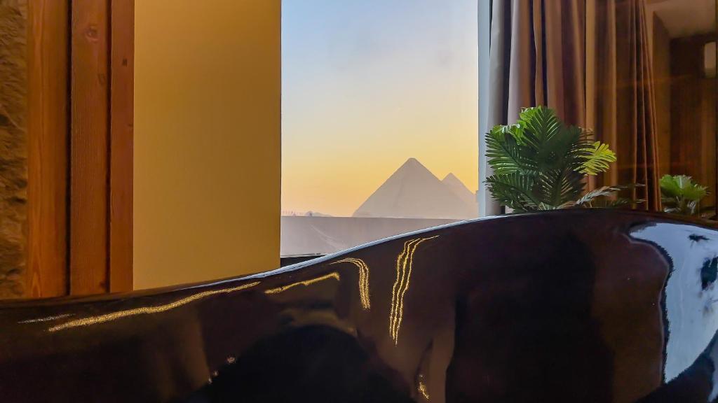 Nespecifikovaný výhled na hory nebo výhled na hory při pohledu z hotelu