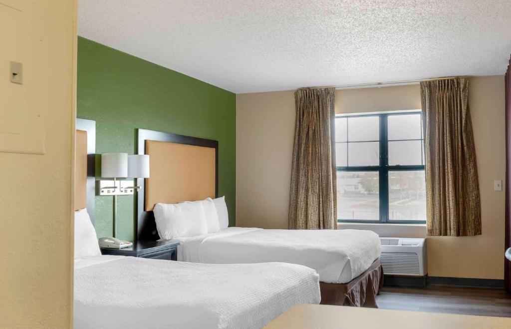 Extended Stay America Suites - Columbus - NE - I-270 - Studio With 2 Double Beds - Non-Smoking