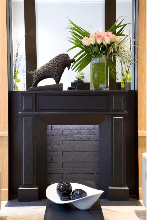 Marceau Champs-Elysées - Resim 14