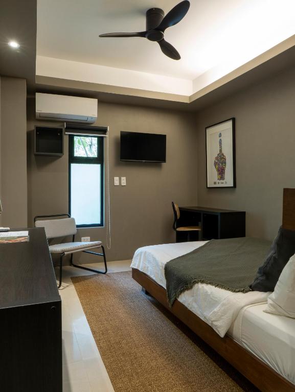 TV a/nebo společenská místnost v ubytování Lakwa Motel