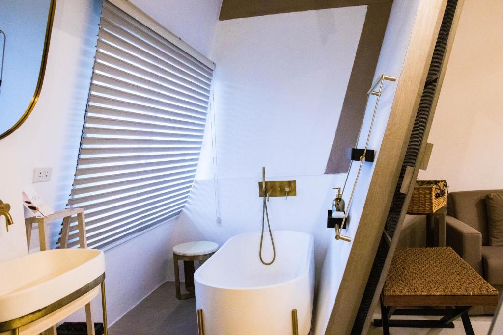 Posezení v ubytování Asmara Urban Resort & Lifestyle Village Powered by ASTON