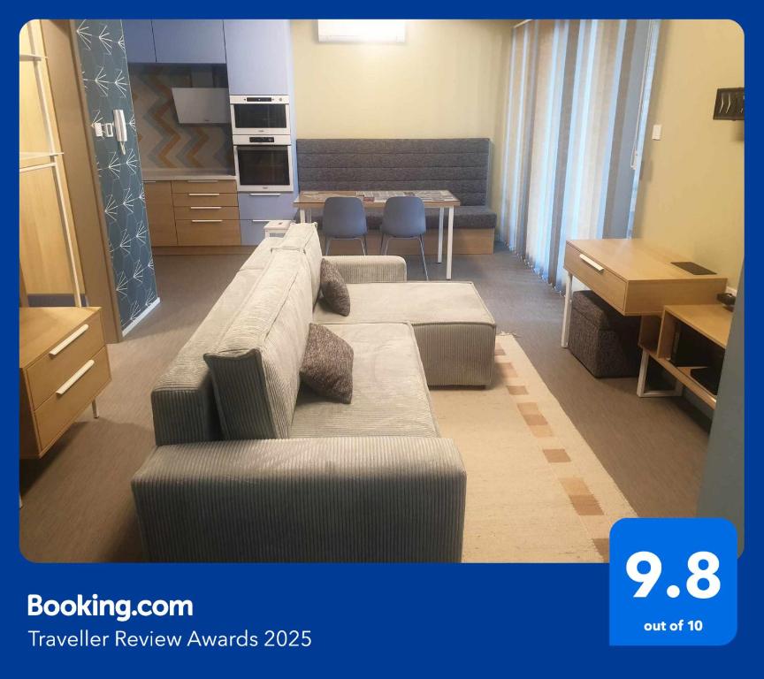 Posezení v ubytování Blonde River Apartman Kálvária Szeged