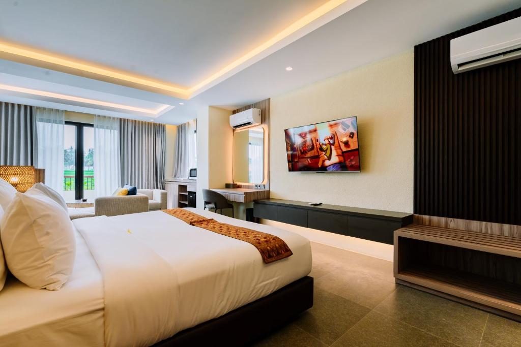 TV a/nebo společenská místnost v ubytování Big Dragon Villas Ubud