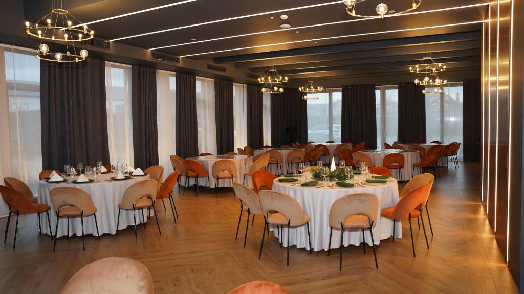 Restaurace v ubytování Hotel Sorin MIHAI