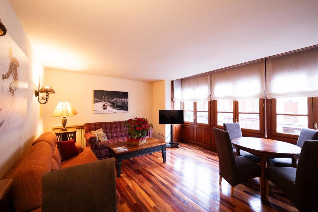 TV a/nebo společenská místnost v ubytování Hotel Fonfreda