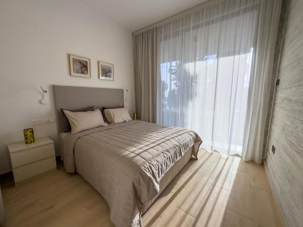 Malberry Park 103 - Modern 2 Bedroom Apartment with Pool, Gym, Jaccuzi