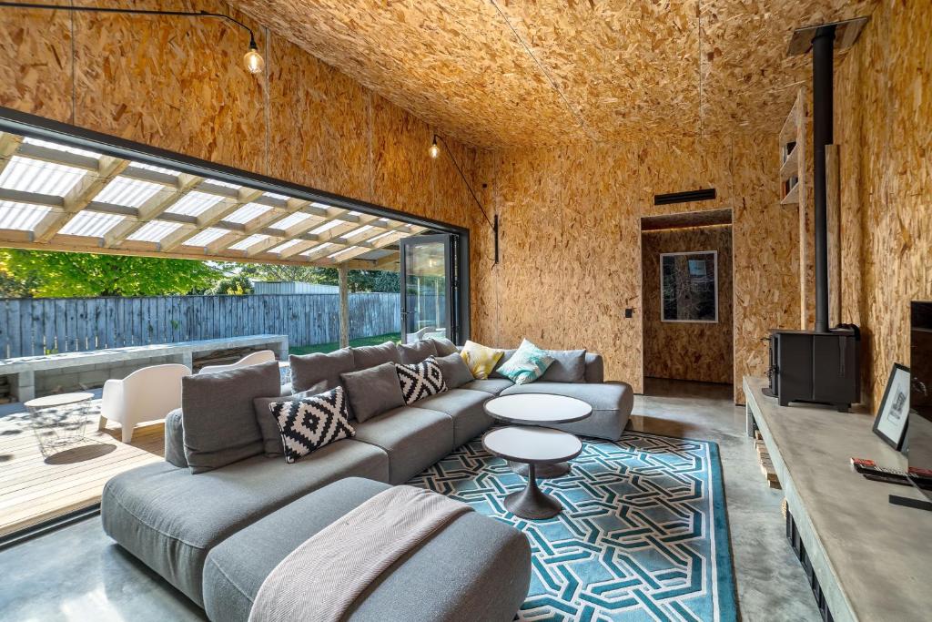 Quirky & Cool on Cork - Resim 5