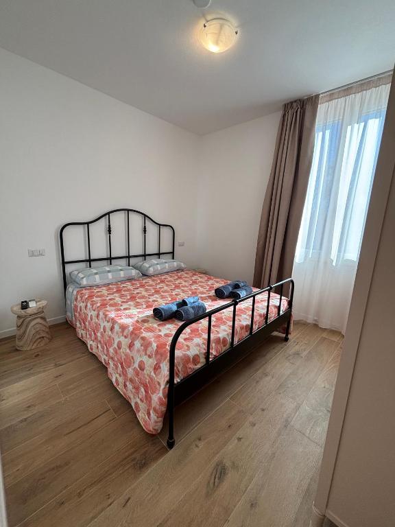 Postel nebo postele na pokoji v ubytování MARIS Apartments & Bedrooms