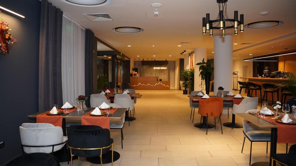 Restaurace v ubytování Hotel Sorin MIHAI