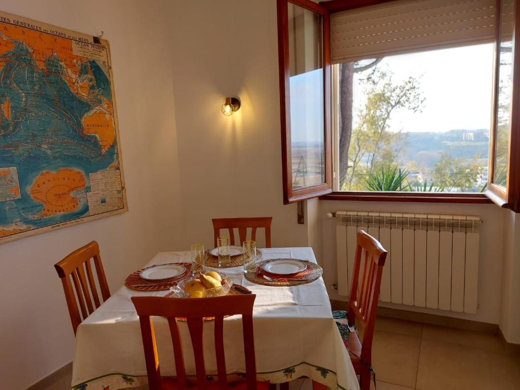 Casa panoramica con cortile a 15' da Roma