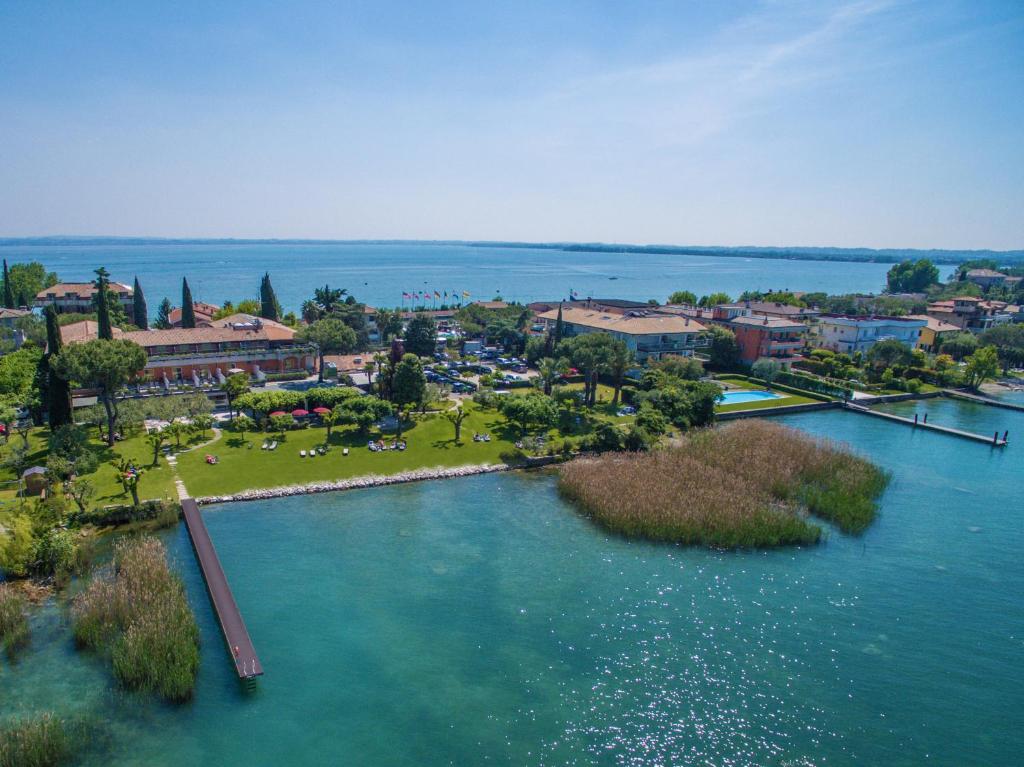 Příroda nedaleko hotelu
