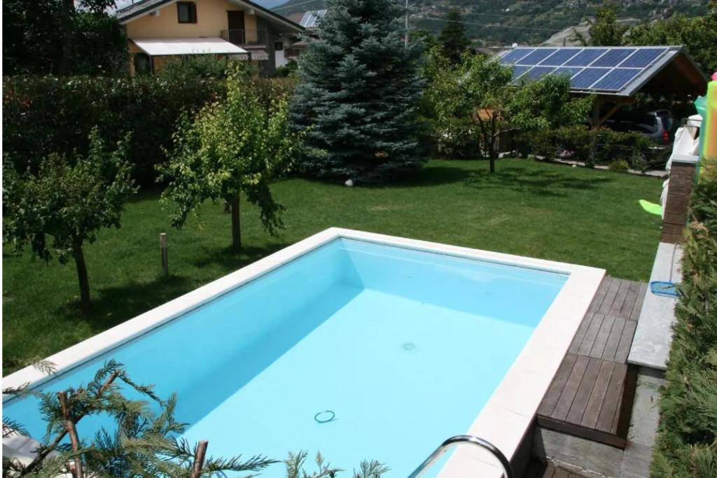 Bazén v ubytování B&B Lo Tatà nebo v jeho okolí