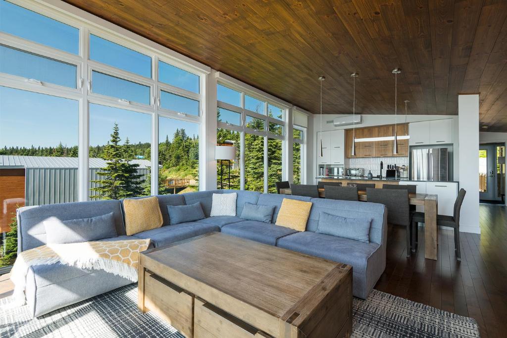 Posezení v ubytování Les Chalets du Massif de Charlevoix