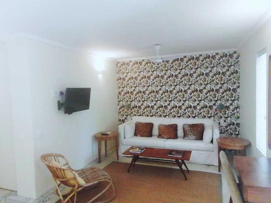 Cape Standard Guest Houseにあるテレビまたはエンターテインメントセンター
