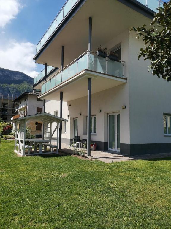 En have udenfor Garden Apartment Trento